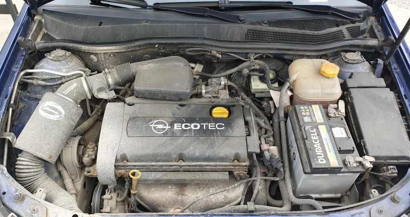 Opel Astra cena 11500 przebieg: 250000, rok produkcji 2004 z Poznań małe 137